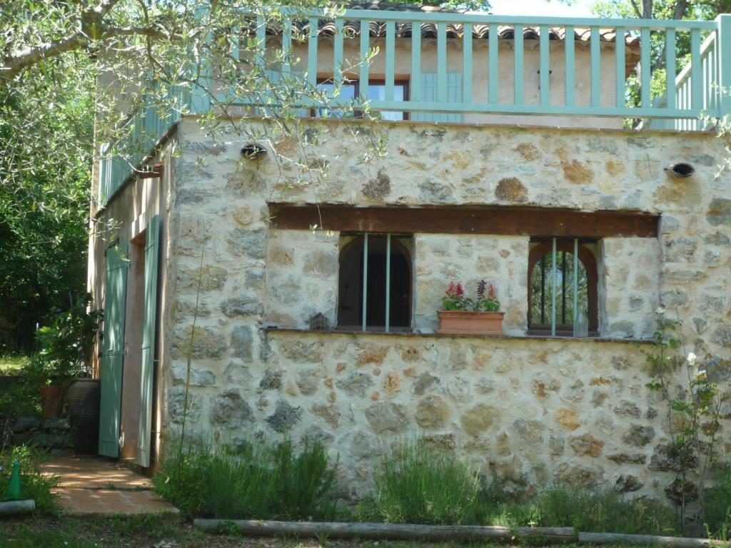 La Rose Des Vents Bed & Breakfast Montauroux Ruang foto