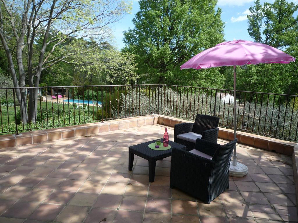 La Rose Des Vents Bed & Breakfast Montauroux Bagian luar foto